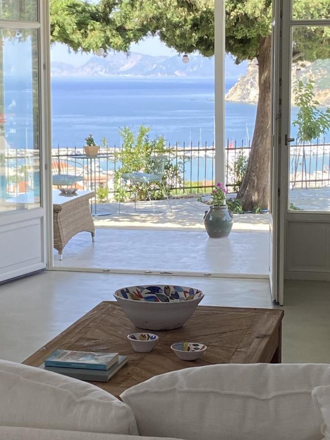 Villa Icelle Skopelos Town Sea View Swimming Pool Dış mekan fotoğraf